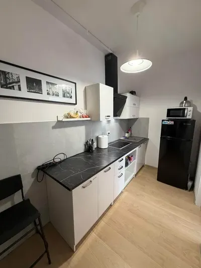 Pokój w ścisłym centrum do wynajecia LSM - miniatura 3