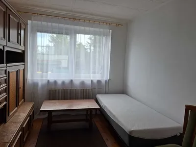 OKAZJA Pokój 12 m kw. suchy i widny w bardzo dobrej lokalizacji na os. Chrobrego w Poznaniu przy ulicy Obornickiej - miniatura 2