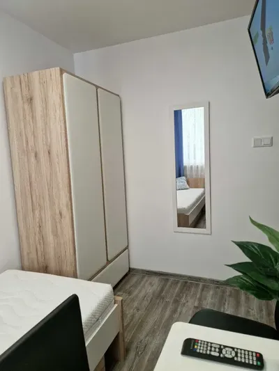 Pokój 1-osobowy Chrobrego 5 LSM blisko Miasteczka Akademickiego - miniatura 3