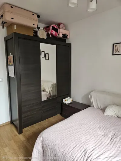 Pokój dla dziewczyny - miniatura 3
