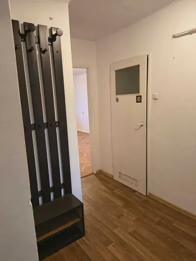 Wynajmę 2 pokoje z osobną kuchnią i balkonem | ul. Langiewicza 14| duża piwnica - miniatura 3