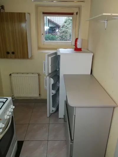 Wynajmę kawalerkę - miniatura 5