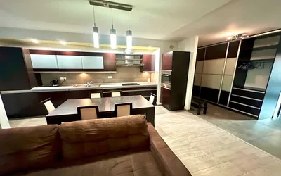 Mokotów Dolny ul. Zgrupowania Grupy AK-3 pok-80m-garaż- bardzo duży balkon