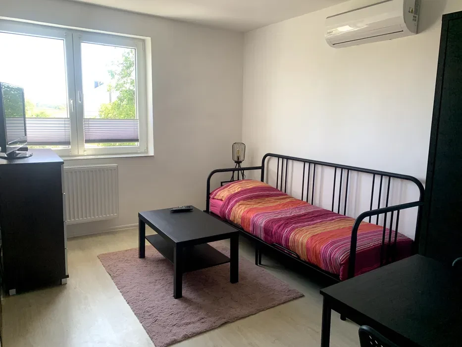 Wynajmę kawalerkę przy ul. Oleskiej 173 w Opolu. - 1/3