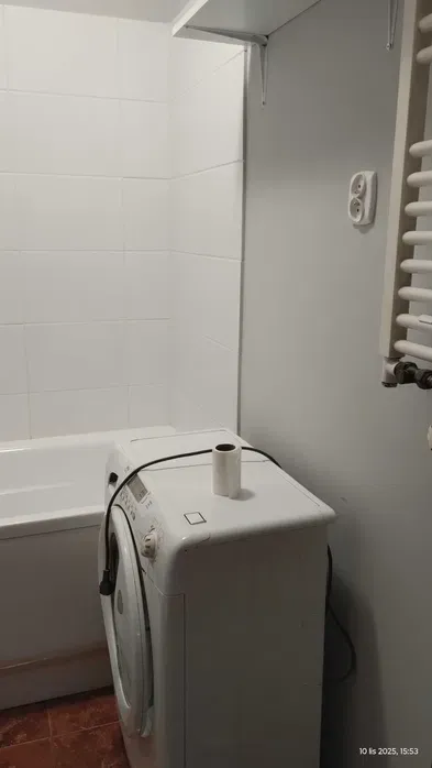 Kawalerka do wynajęcia w Marysinie Wawerskim - miniatura 4