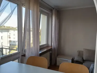 Kawalerka 35m2 os.Mickiewicza-idealna dla STUDENTÓW - miniatura 2