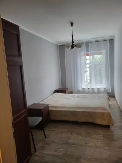 Wynajmę mieszkanie Kuchnia z jadalnia +sypialnia ,od zaraz ,Poznań Łazarz - miniatura 2