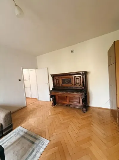 Mieszkanie DOSTEPNE OD ZARAZ 40 m2 gdynia środmieście centrum kawalerka - miniatura 4