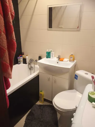 Wynajmę pokój 10m^2 na ulicy Świętojańskiej (obok Alfy,centrum) - miniatura 4