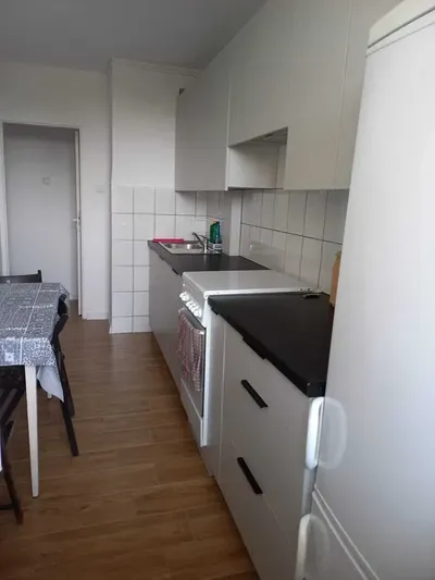 Przestronne 45 m. mieszkanie. Lublin, ul. Chrobrego. Świetna lokalizacja ! - miniatura 4