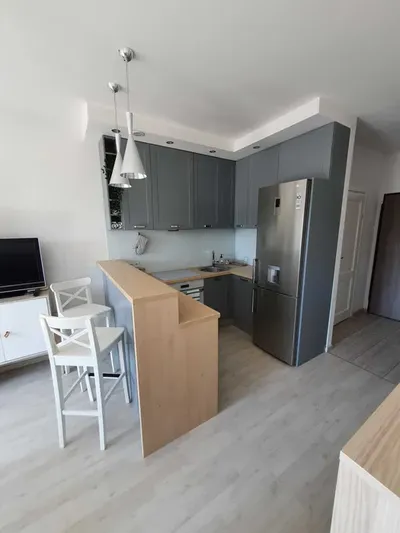 2 pokoje | 32 m² | Przymorze Małe | 8. piętro | loggia | hala garażowa - miniatura 3