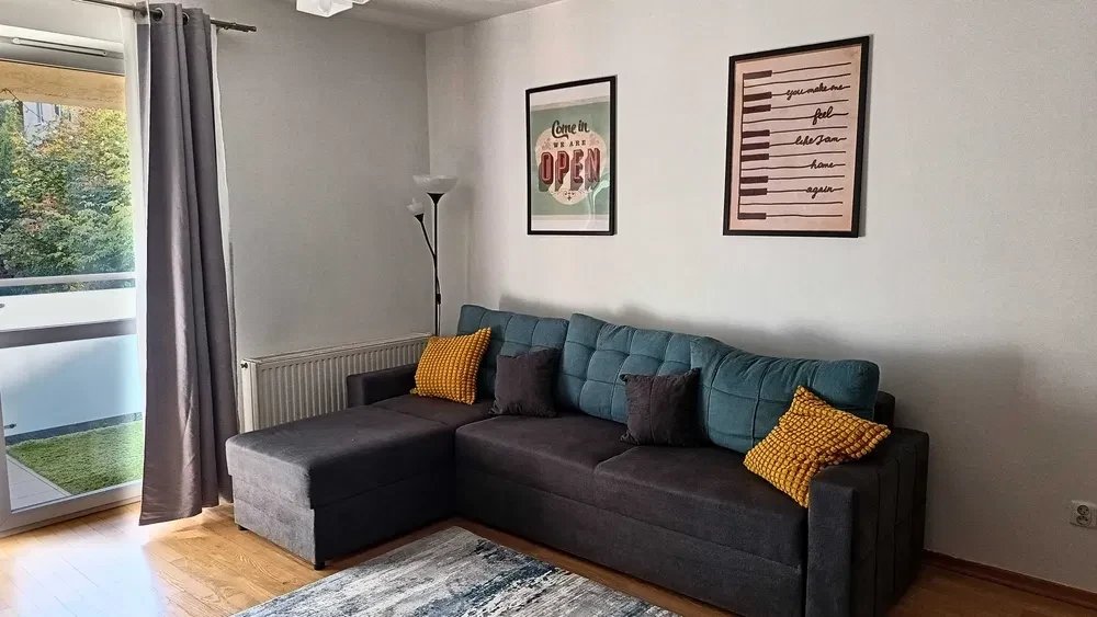 2 pokoje 52 m², balkon, garderoba, metro Ulrychów 500 m, Wola, ul. Mroczna - 1/8