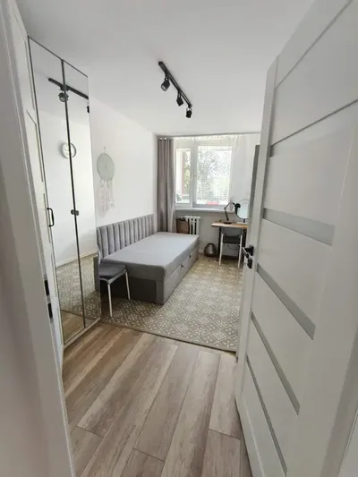 Pokój dla Studentki Toruń - miniatura 3