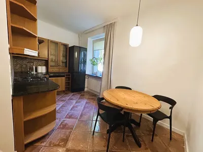 Bezpośrednio od właściciela. Klimatyczna kawalerka 36m² – Stara Ochota - miniatura 2