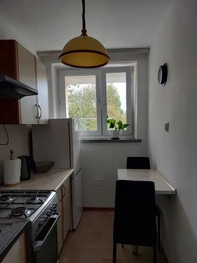 2 pokojowe Mieszkanie w Śródmieściu - miniatura 3