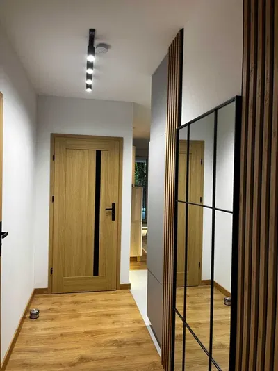 Wynajmę bezpośrednio przestronne, w pełni wyposażone mieszkanie o powierzchni 42 m², zlokalizowane na parterze w Łodzi przy ul. Telefonicznej - miniatura 5