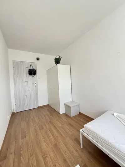 Wynajmę pokój blisko uczelni - miniatura 2