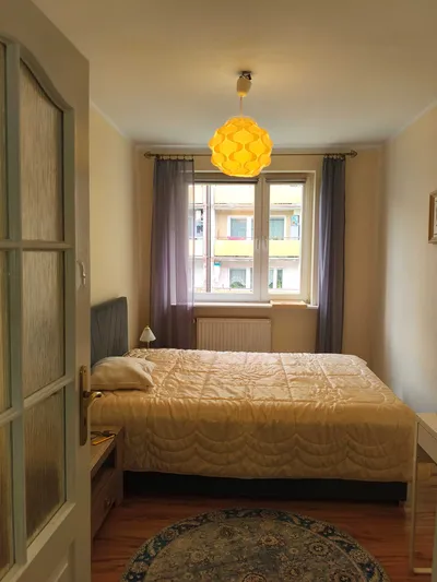 Wynajmę mieszkanie 2-pok. k. Manhattanu - miniatura 4