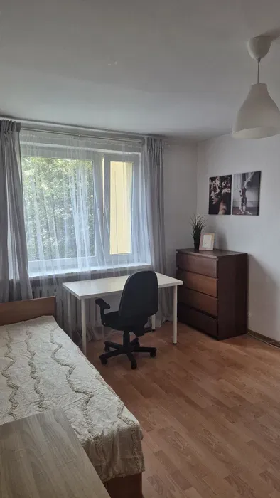 Dwa pokoje jednoosobowe przy Armii Krajowej - os. Widok (Bronowice Małe) - jeden pokój duży, drugi z balkonem