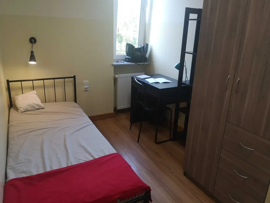 Pokój w centrum ul. Grochowa - 1/4