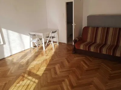 Kawalerka obok metra – Rondo ONZ. Kaucja 1000 zł. - miniatura 3