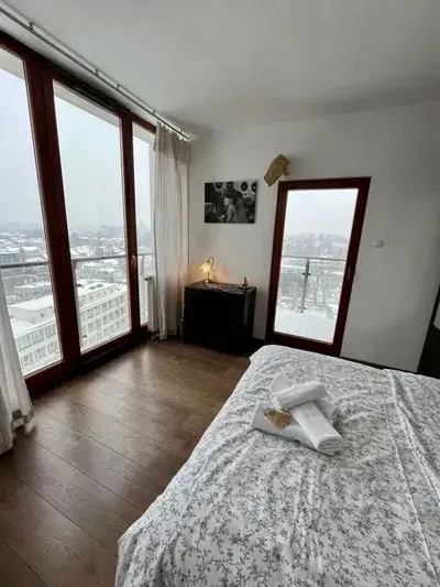 Krowodrza Długo / Krótko BEZ PROWIZJI BEZPOŚREDNIO Apartament Ochrona 24/7 Tarasy Verona Garaż Siłownia SPA BASEN Lea Kołowa Armii Krajowej Mieszkanie - miniatura 5