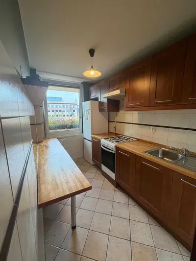 Wynajmę dwupokojowe mieszkanie (52 m2) w ścisłym centrum Warszawy - miniatura 3