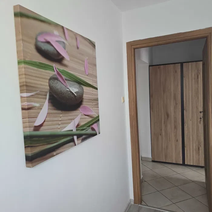 OSIEDLE MŁODYCH DLA STUDENTÓW MATEJKI 65 III P jasne po remoncie 3 pokoje, balkon, winda 2 200,00 - 1/8