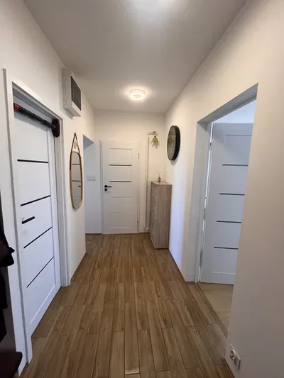 Przestronny 25m2 pokój z balkonem ul.Korczaka 8 - miniatura 4