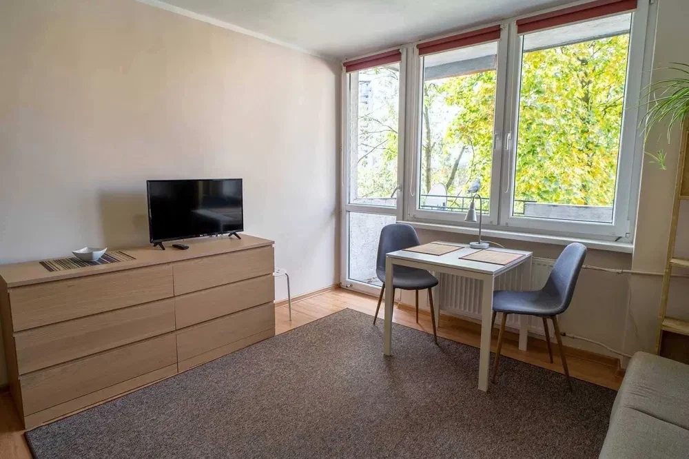 Kawalerka do wynajęcia ul. Prądnicka - 25m2 balkon - 1/8