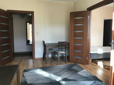 Dwa pokoje z balkonem w centrum Gdyni - miniatura 2