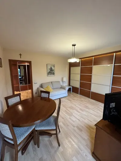 Mieszkanie 60m2, cicha spokojna okolica,piwnica , bardzo dobry dojazd do centrum, 3p+k+ ł - miniatura 3