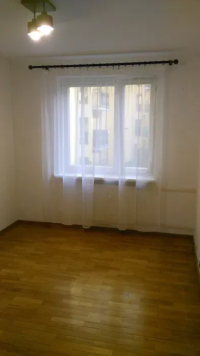 3 pokoje 1 piętro, kampus UAM, Batorego, Las - miniatura 5