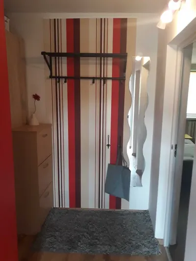 Wynajmę pokój, cicha okolica, 10 min od Manufaktury - miniatura 4