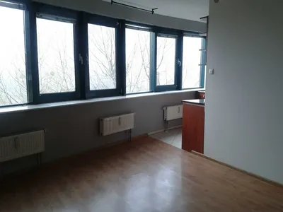Do wynajęcia kawalerka na ul. Rataje !! - miniatura 5