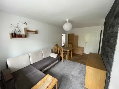Ładne 4-pokojowe mieszkanie o pow. 55 m2 w spokojnej, zielonej części warszawskiej Woli przy ulicy Anielewicza - miniatura 2