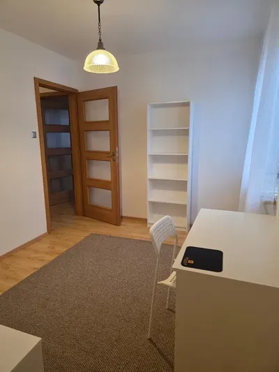 Pokoje dla studentek Naramowice - miniatura 2