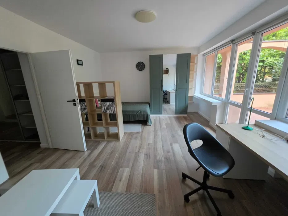Nowoczesne, komfortowe pokoje o wysokim standardzie – nowe meble, na Pogodnie - 1/8