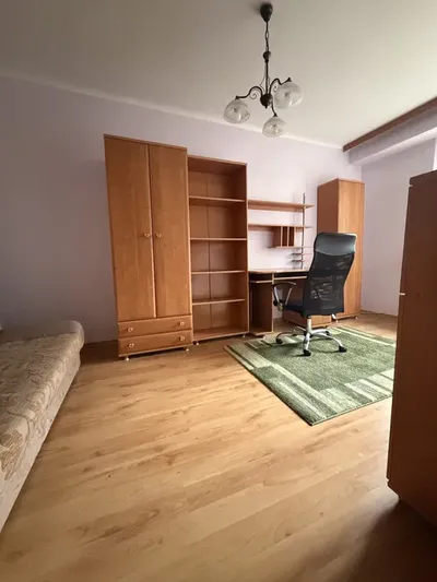 2 pokoje plus salon Stefana Okrzei