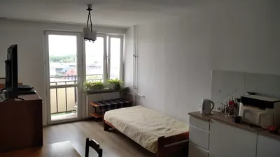 Do wynajęcia przestronne studio (pokój + aneks + łazienka) z pięknym widokiem na Filtry, Warszawa, ul. Daleka 6 - miniatura 2