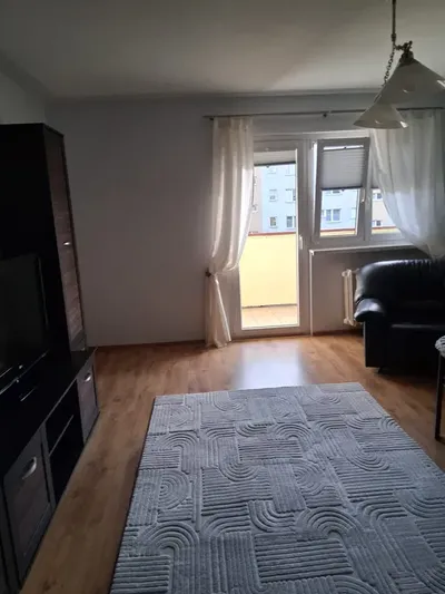 2-pokojowe mieszkanie w Krakowie ,Nowa-Huta - miniatura 4