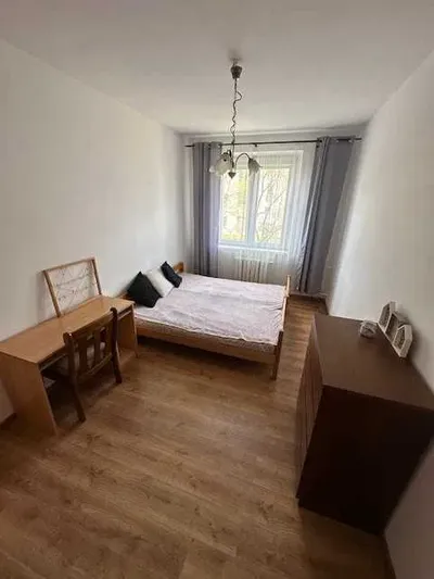 Wynajmę duży pokój blisko Plazy 850 zł