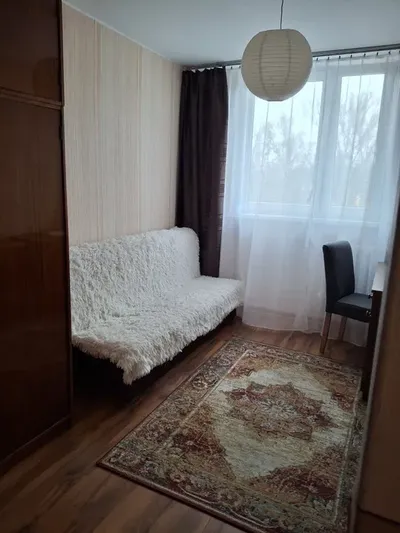 Nowoczesny , jasny pokoj