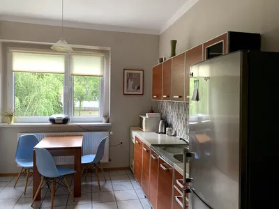 Przestronny pokój, cichy i słoneczny, centrum Katowic - miniatura 5