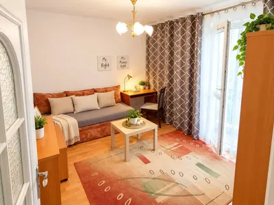 AKTUALNE 3 / 2 pokoje , pokój do wynajęcia | 1min do Metro Kondratowicza M2 | osobna kuchnia | balkon