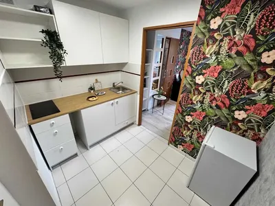 REZERWACJA - Klimatyczne studio na wynajem w centrum Katowic – blisko uczelni, spokojna okolica - miniatura 4