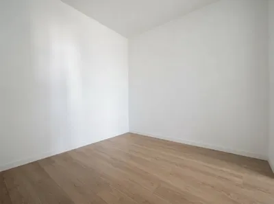 2-pokojowe mieszkanie 40m2 | Balkon | Garaż | Praga-Południe - miniatura 4