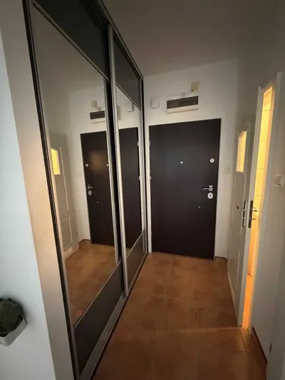 NOWE: Bronowice | 3 niezależne pokoje | 58,5 m² | Klimatyzacja | Bezproblemowe parkowanie - miniatura 2