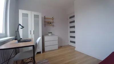 Przytulny pokój jednoosobowy bez dodatkowych opłat - miniatura 2