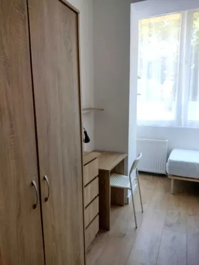 Mały pokój na Bohaterów Warszawy - miniatura 4